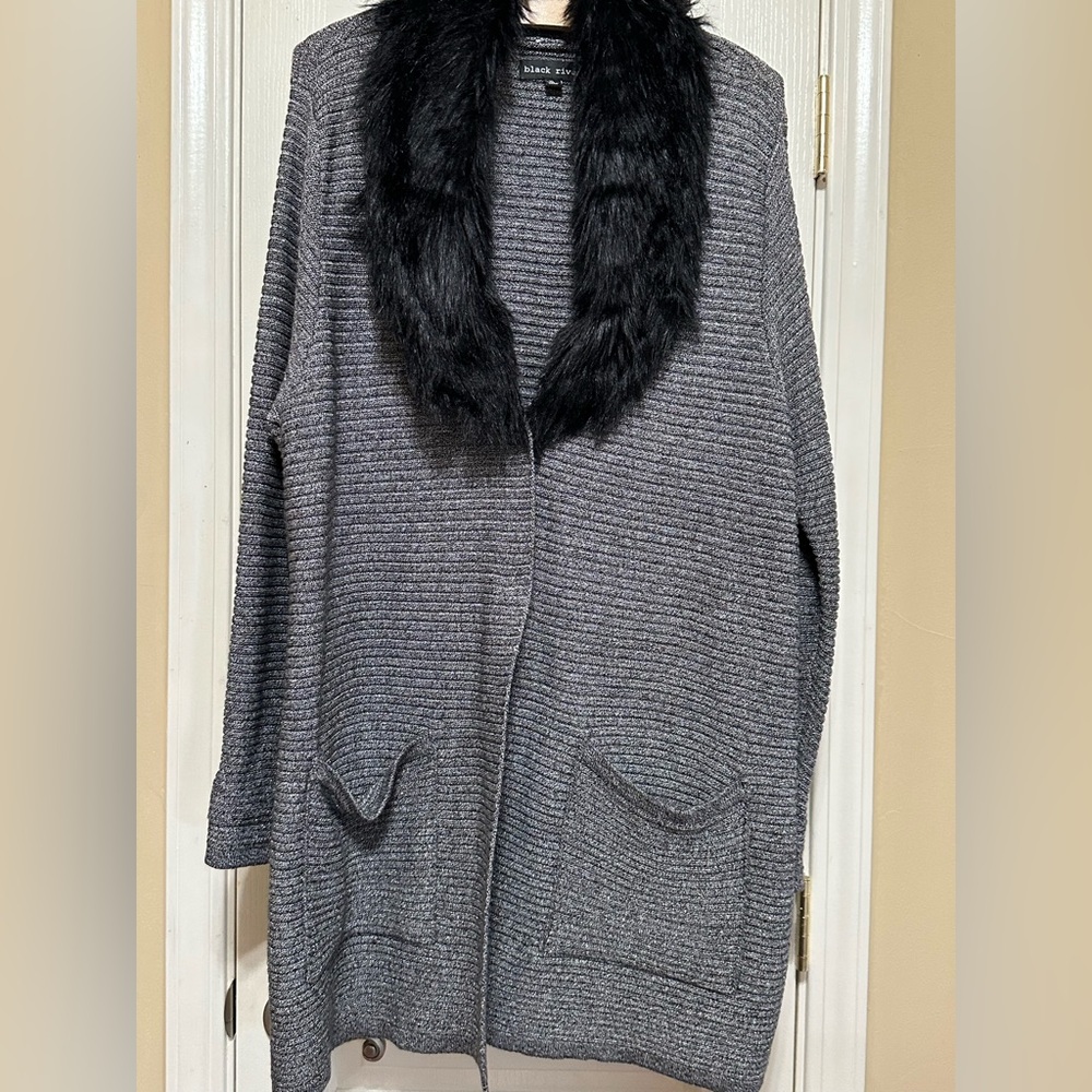Faux fur collar cardigan